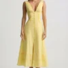 Vestito midi A-line in popeline di cotone Aralisse in giallo pastello Vestito midi A-line in popeline di cotone Aralisse in giallo pastello