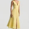Vestito midi A-line in popeline di cotone Aralisse in giallo pastello Vestito midi A-line in popeline di cotone Aralisse in giallo pastello