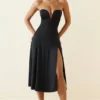 Vestito midi a trapezio senza spalline in jersey slinky Joely, colore nero Vestito midi a trapezio senza spalline in jersey slinky Joely, colore nero