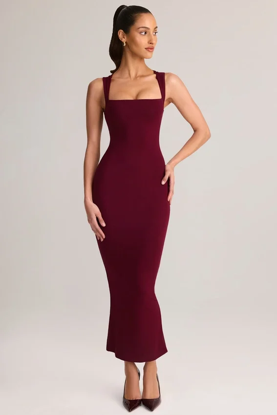 Vestito midi aderente con scollo quadrato in modal Ainslee color vino Vestito midi aderente con scollo quadrato in modal Ainslee color vino