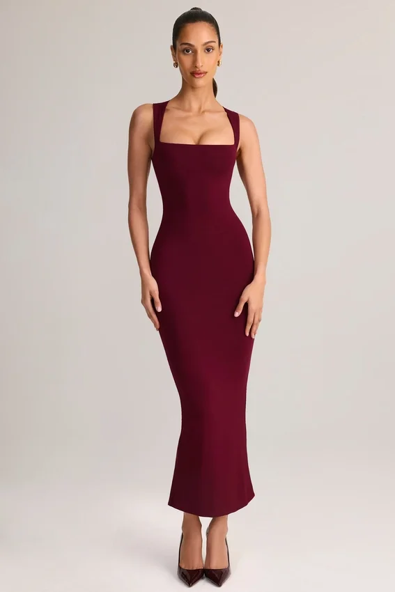 Vestito midi aderente con scollo quadrato in modal Ainslee color vino Vestito midi aderente con scollo quadrato in modal Ainslee color vino