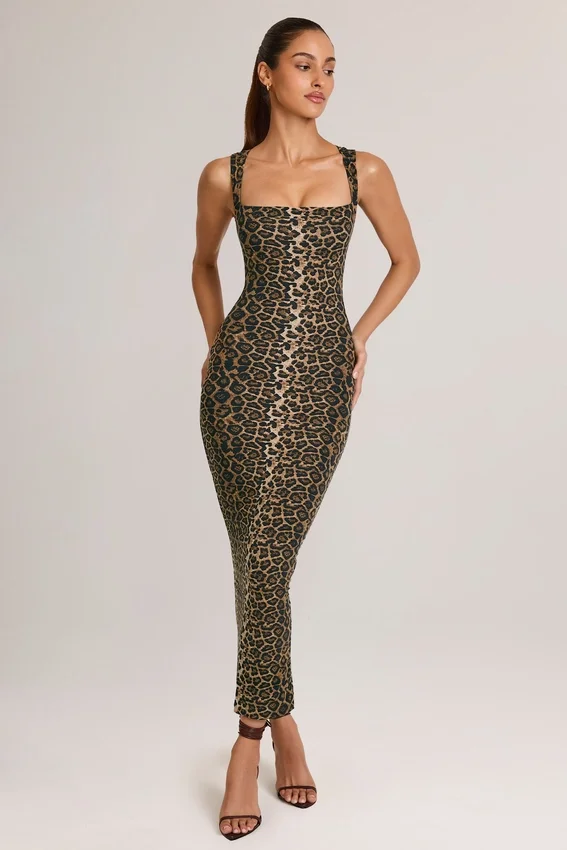 Vestito midi aderente con scollo quadrato in modal Ainslee con stampa leopardata Vestito midi aderente con scollo quadrato in modal Ainslee con stampa leopardata