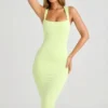 Vestito midi aderente con scollo quadrato in modal Ainslee, verde matcha Vestito midi aderente con scollo quadrato in modal Ainslee, verde matcha