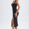 Vestito midi Aiko con scollo a cuore in nero Vestito midi Aiko con scollo a cuore in nero