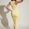 Vestito midi Ainslee con scollo quadrato in giallo pastello Vestito midi Ainslee con scollo quadrato in giallo pastello
