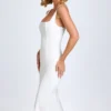 Vestito midi con bordi in pizzo Petula in bianco Vestito midi con bordi in pizzo Petula in bianco