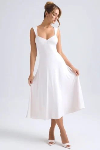 Vestito midi con scollo a cuore e ruches Thandie in avorio