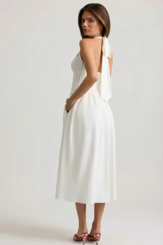 Vestito midi con scollo all’americana e bottoni Orlena in bianco