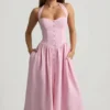 Vestito midi con scollo all’americana e bottoni Orlena in rosa tenue Vestito midi con scollo all’americana e bottoni Orlena in rosa tenue