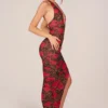 Vestito midi con scollo all’americana e orlo asimmetrico Storie con stampa leopardata rosa Vestito midi con scollo all’americana e orlo asimmetrico Storie con stampa leopardata rosa