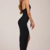 Vestito midi con scollo all’americana e spacco Storie in nero Vestito midi con scollo all’americana e spacco Storie in nero