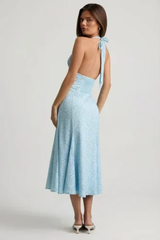 Vestito midi con scollo all’americana Elonia con stampa floreale blu Vestito midi con scollo all’americana Elonia con stampa floreale blu
