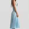 Vestito midi con scollo all’americana Elonia con stampa floreale blu Vestito midi con scollo all’americana Elonia con stampa floreale blu