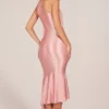 Vestito midi Giada con dettaglio a sciarpa in rosa cipria Vestito midi Giada con dettaglio a sciarpa in rosa cipria