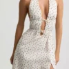 Vestito midi in popeline di cotone con schiena scoperta Aeris con stampa di rose Vestito midi in popeline di cotone con schiena scoperta Aeris con stampa di rose