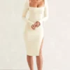 Vestito midi Sawyer con scollo quadrato e maniche lunghe in avorio Vestito midi Sawyer con scollo quadrato e maniche lunghe in avorio
