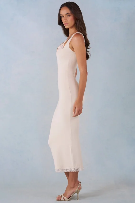 Vestito midi Sorelle in modal con bordi in pizzo, colore avorio Vestito midi Sorelle in modal con bordi in pizzo, colore avorio