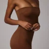 Vestito mini a fascia in morbida rete trasparente Intimates, color moka Vestito mini a fascia in morbida rete trasparente Intimates, color moka