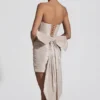 Viviana Vestito corto senza spalline in raso con fiocco in avorio Viviana Vestito corto senza spalline in raso con fiocco in avorio