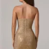 Zara Vestito corto a fascia con decorazioni e vita arricciata in oro Zara Vestito corto a fascia con decorazioni e vita arricciata in oro