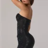 Zara Vestito corto con scollo a fascia e vita drappeggiata, nero Zara Vestito corto con scollo a fascia e vita drappeggiata, nero